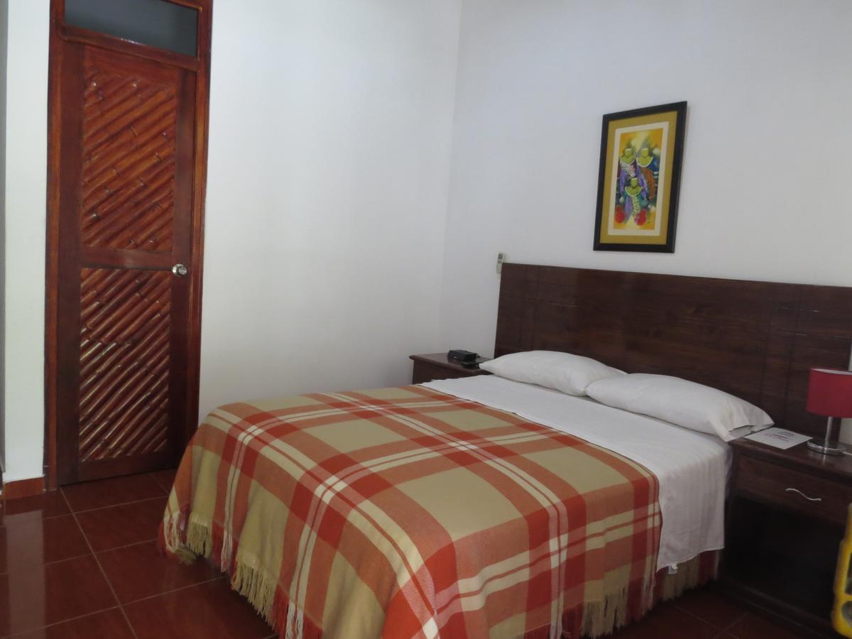 La Choza Bungalows Tambo Grande Buitenkant foto